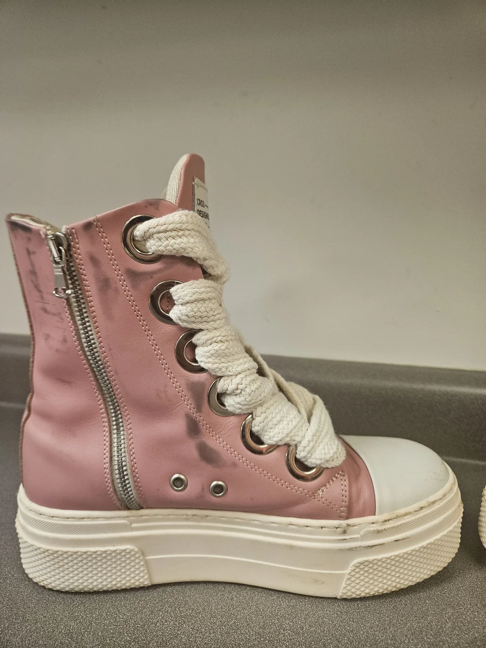 High-Top Platform Sneakers - Pink/White